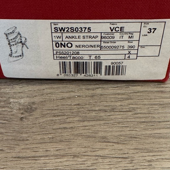 Valentino Garavani Rockstud Cage 65mm in Black and gold hardware - Picture 9 of 17